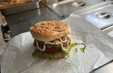 Main Street Muncheez