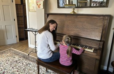Emily Bevelaqua Music Therapy