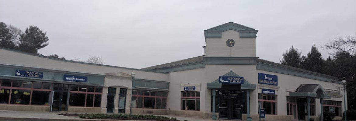 Day Hill Village Shoppes