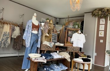 Castor and Poly Boutique