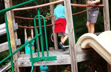 The Farmington Valley Academy Montessori
