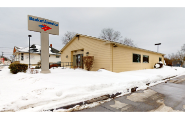 Bank of America (with Drive-thru ATM)