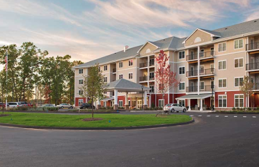 Stonebrook Village at Windsor Locks