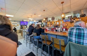 Willys Pub & Grub