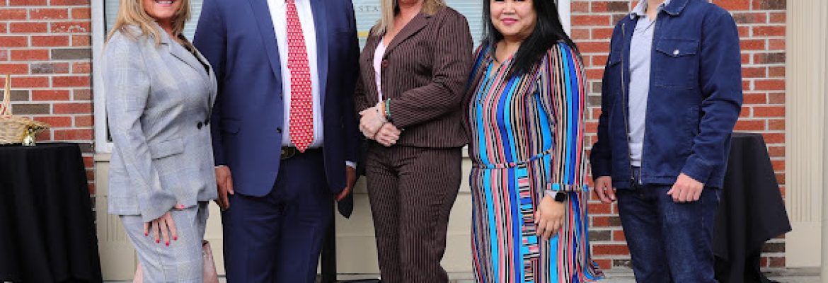 Renee & Associates