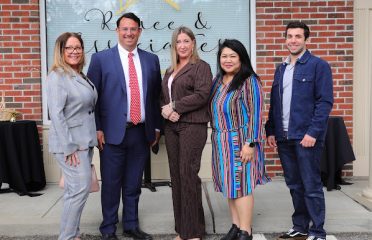 Renee & Associates