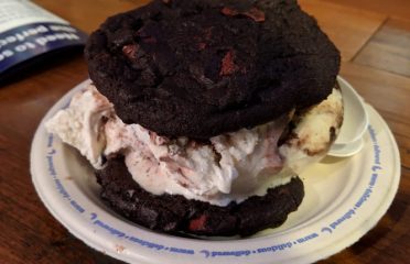 Insomnia Cookies