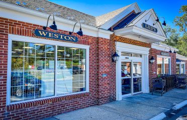 Lily’s Weston Market