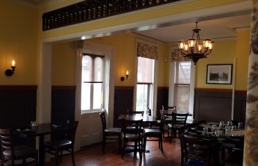 Putnam House Restaurant & Tap Room