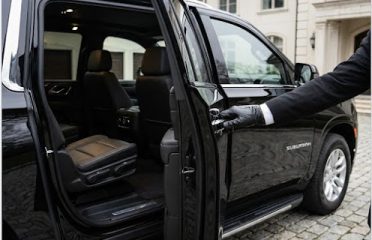 Royal Business Class Limousine