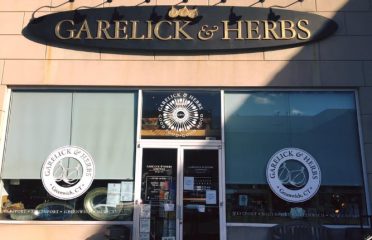 Garelick & Herbs