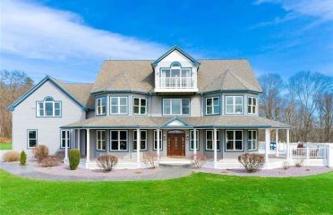 Pat Malek, Realtor