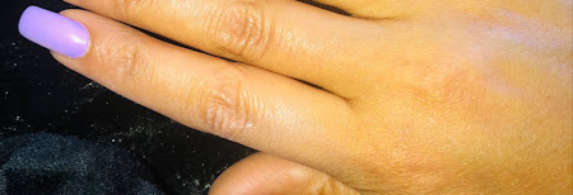 Hollywood Nails
