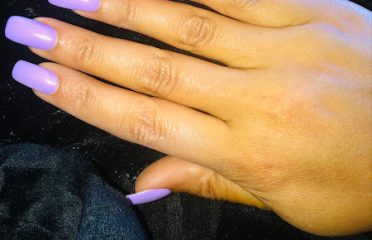 Hollywood Nails