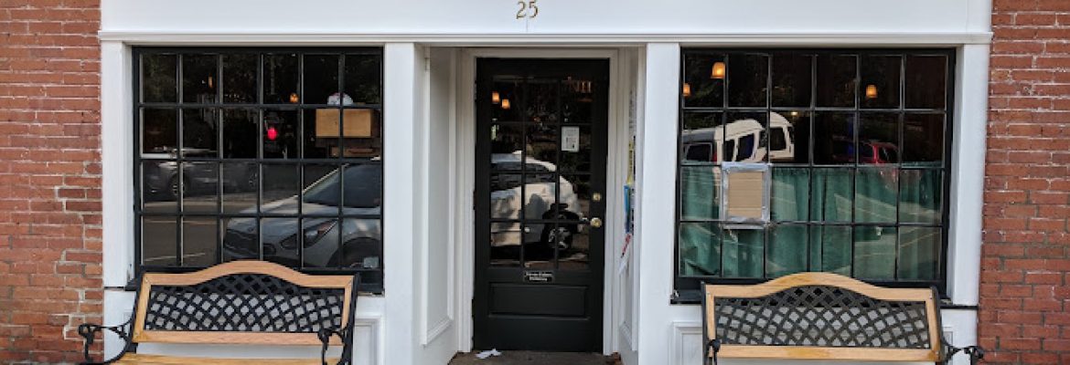 Chéz Ernie’s Cafe
