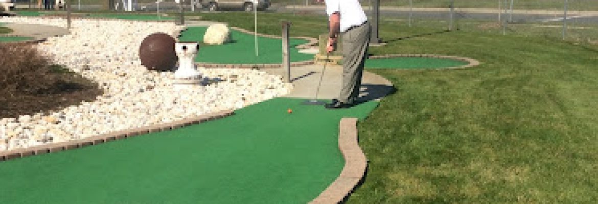 Norwalk Cove Marina Mini Golf
