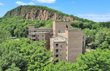 Park Ridge Apartments