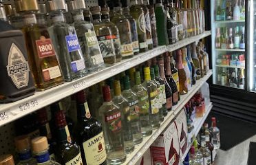 E&R Liquor Store