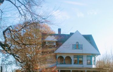 Commodore Hull B&B and Outdoor Treks