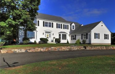 Kimberly Levinson Realtor, Higgins Group Private Brokerage