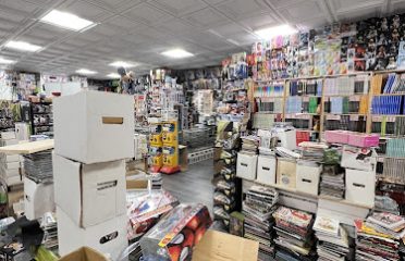 Matt’s Sports Cards & Comics