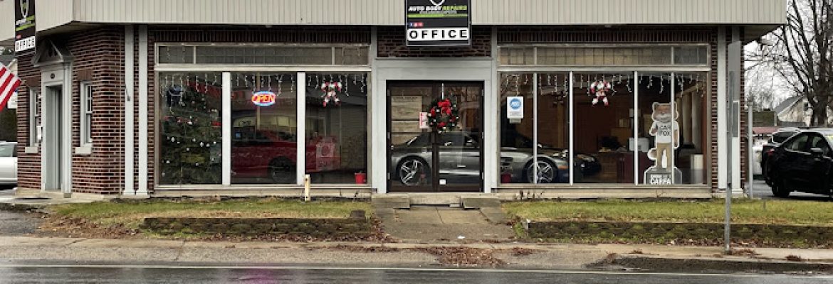 NEW MILFORD AUTO BODY