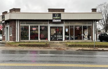 NEW MILFORD AUTO BODY