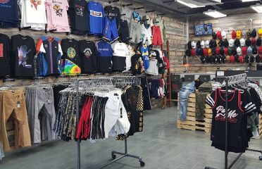 Jeanius Closet
