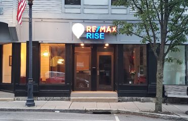 RE/MAX RISE