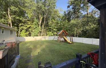 Dill Landscaping & Fence Company