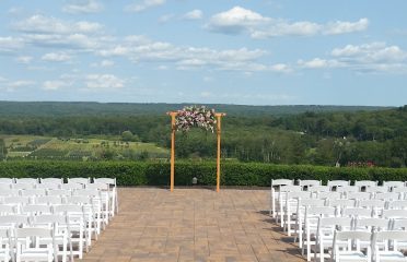The Overlook At Geer Tree Farm