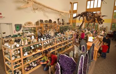 A to Z Mineral Shop at Nature’s Art Village