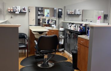 Hair Studio At Four Corners