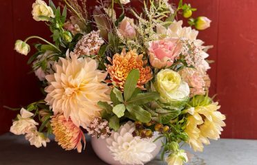 Colonial Floral Design