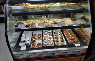Pat’s IGA