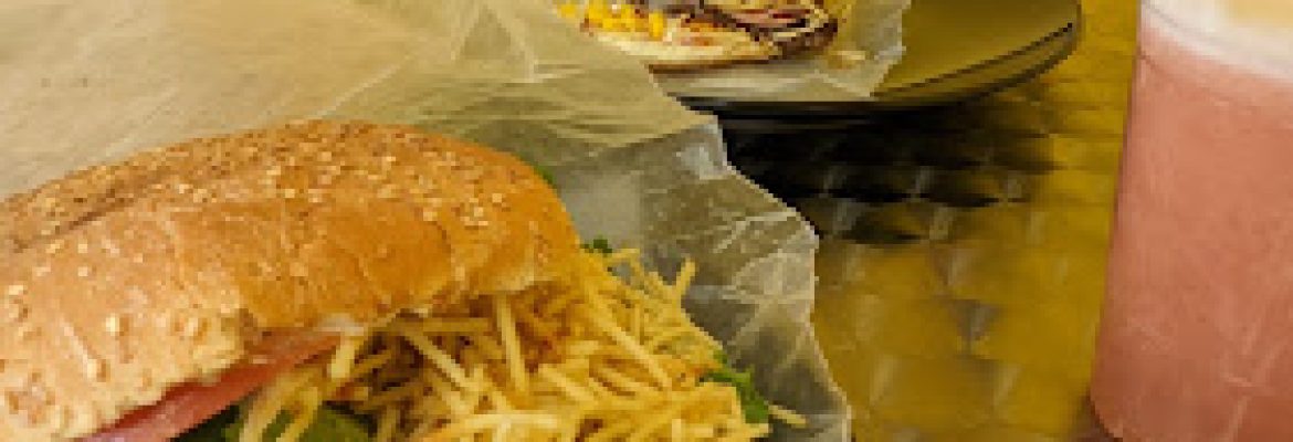 Junior’s Lunches