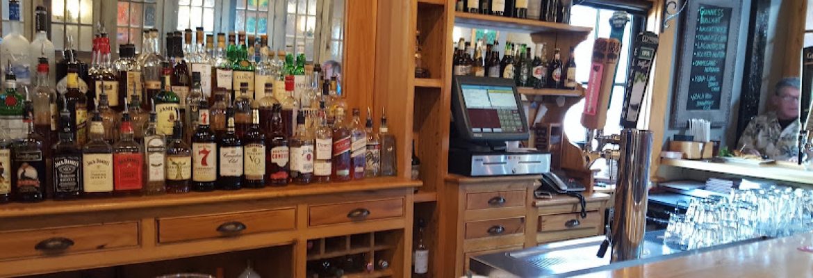 Lisa’s Crown & Hammer Restaurant & Pub