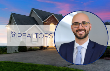 Jonathan Zuromski – Realtor