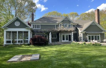Pawcatuck Roofing Company Inc.