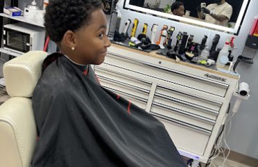 Smokin mirrors barber shop