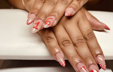 GLAM GLOW NAIL STUDIO