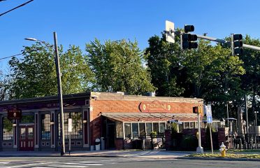 The Main Pub
