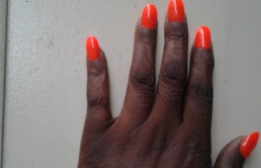 Nails Plus