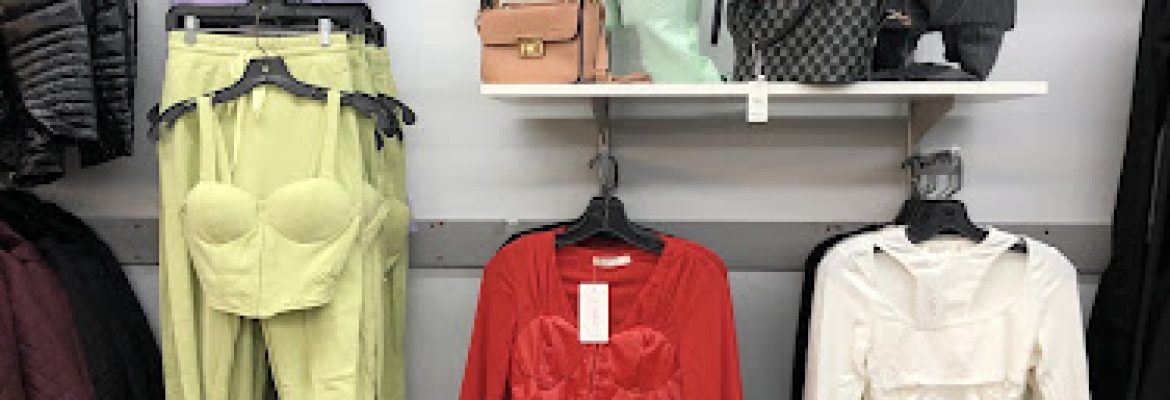 Red T Clothing Store