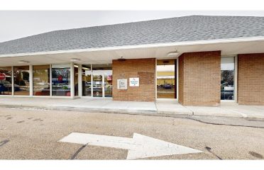Bank of America (with Drive-thru ATM)