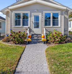 Christine Antunes, Licensed CT Realtor