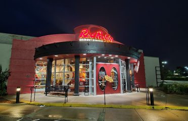Red Robin Gourmet Burgers and Brews