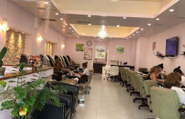 Cosmo Nail & Spa