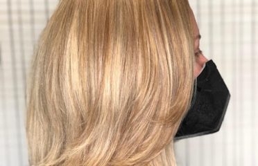 Farrah’s Color Studio