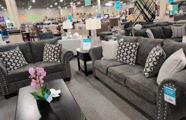 Raymour & Flanigan Furniture and Mattress Showroom & Outlet